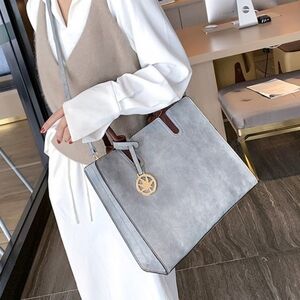 Elegant Gray Women's Bag Set